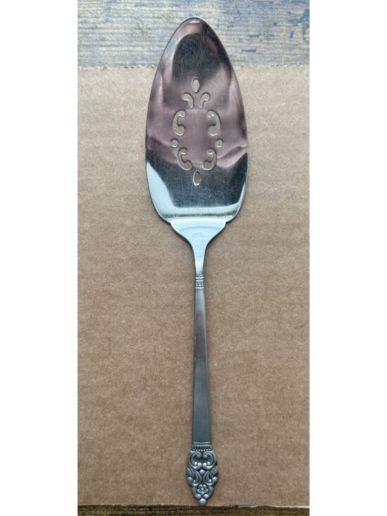 Oneida Other - Oneida Community Vinland (Stainless) Pattern Pierced Pie Server 9 1/2 inch